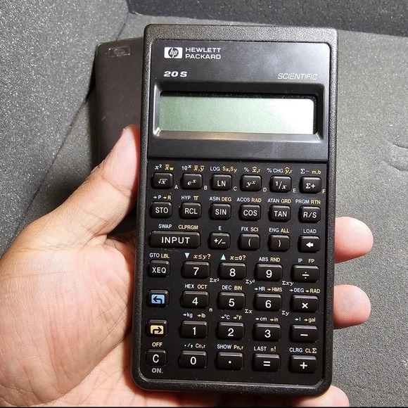 Hewlett Packard HP 20 S Scientific Calculator w/ Slip Case Tested & Works - Picture 3 of 7